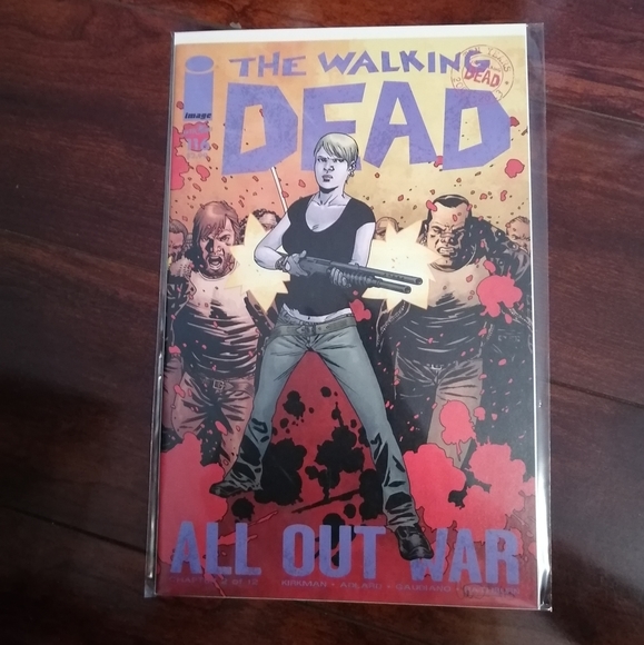The Walking Dead Comic Book lot Issues 115-126 - Picture 5 of 15